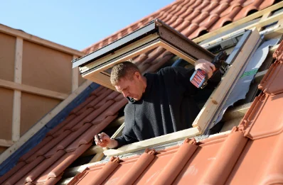 Pose de fenêtres de toit Velux à Ponchon